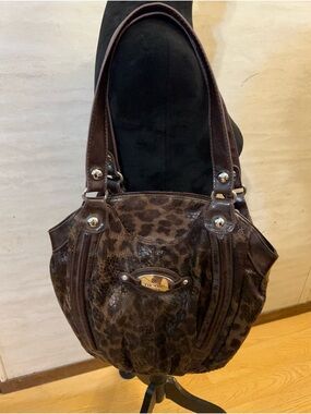 Nicole Brown Leopard-Print Hobo Shoulder Tote